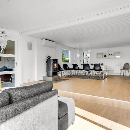 Ferienhaus Edel - 650m From The Sea By Interhome